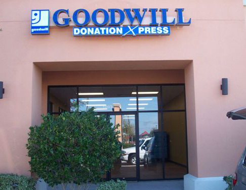 Goodwill Opens 3 New Sites Creates 15 Jobs West Orlando News