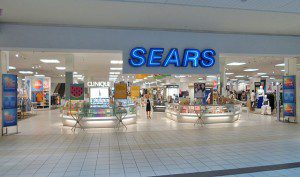640px-Sears_Upper_Canada_Mall_2012